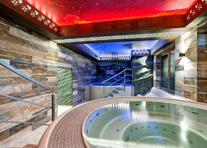 Grand Regle & Konukevi 3*